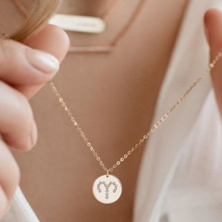 Náhrdelníky a přívěsky